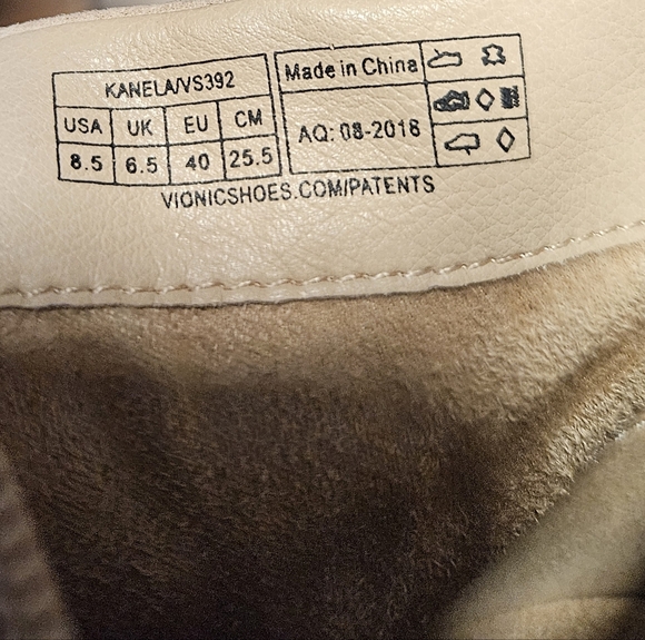 Vionic Tan Suede Ankle Boots Booties Sz 8.5 EUC - Picture 2 of 11